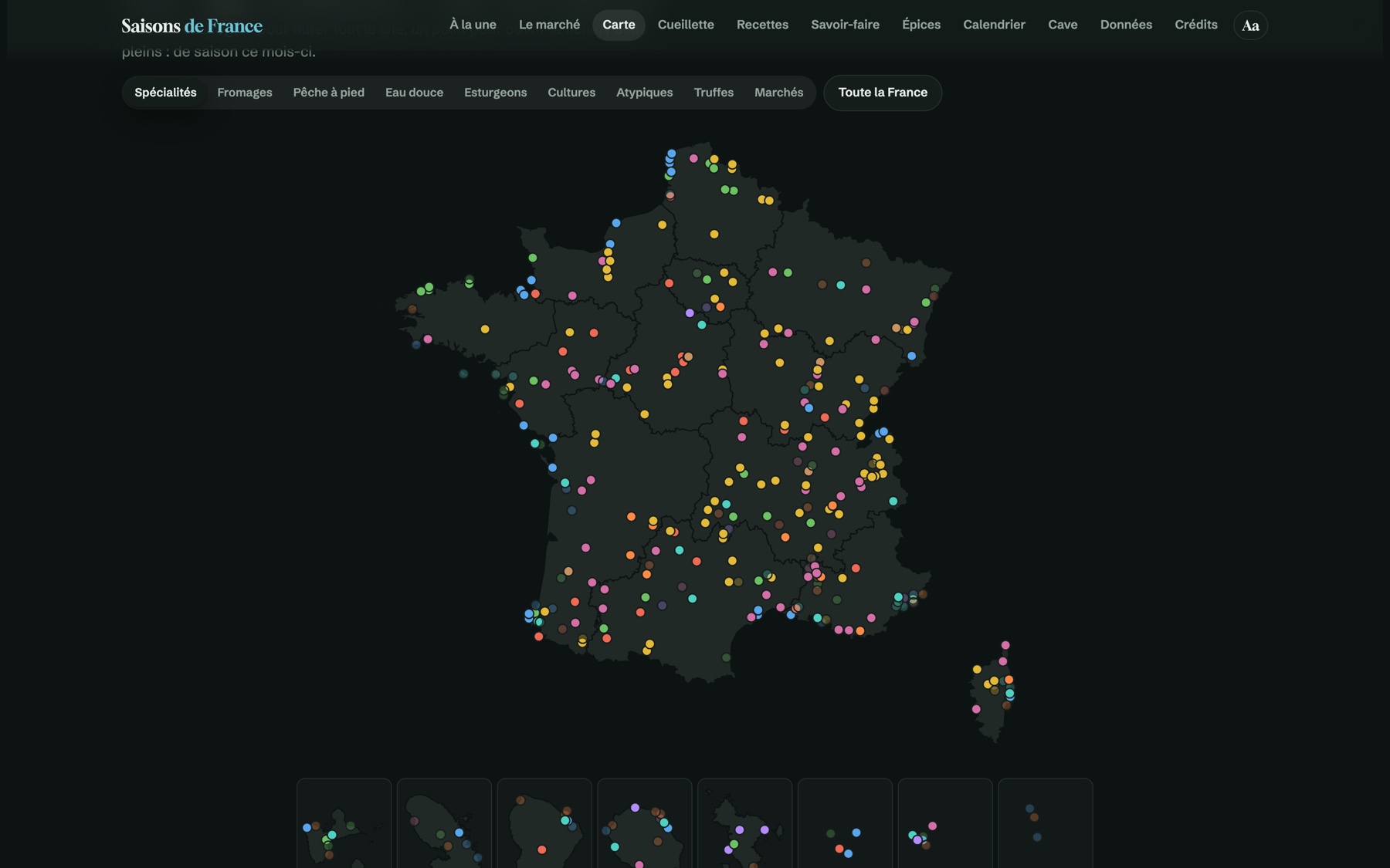 La carte des spécialités : un point par produit, en couleur quand il est de saison, avec l'Outre-mer en vignettes.