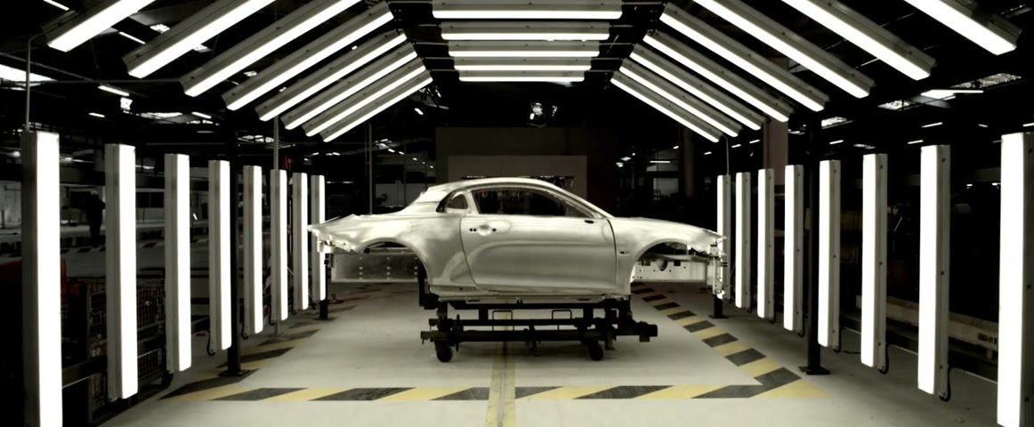 Alpine — Genèse, still 2
