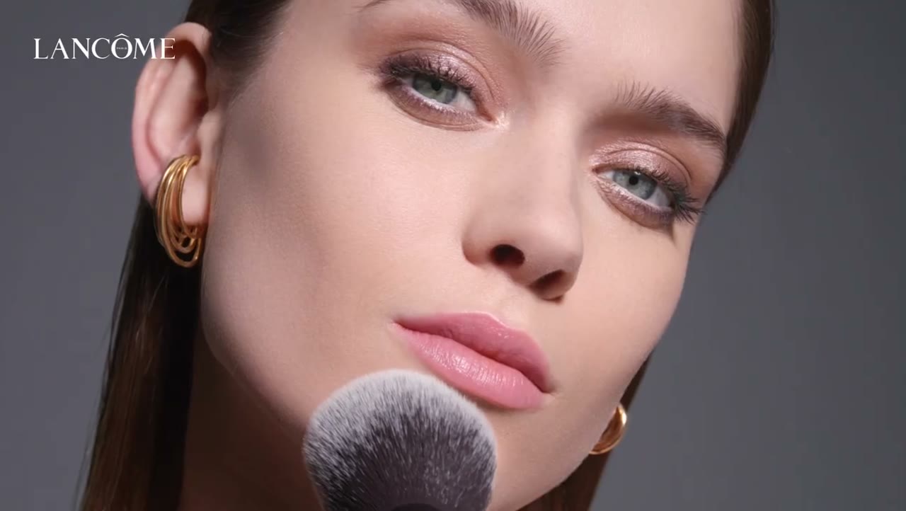 Lancôme — Teint Idole Ultra Wear, still 5