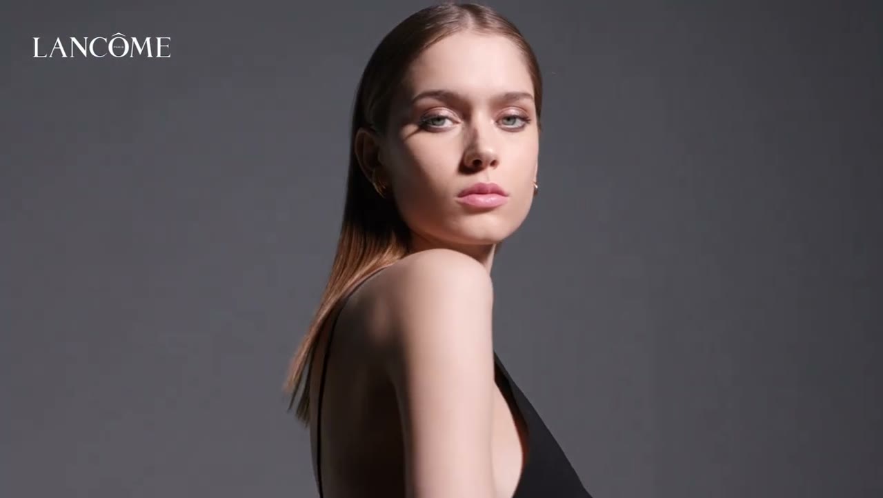 Lancôme — Teint Idole Ultra Wear, still 6