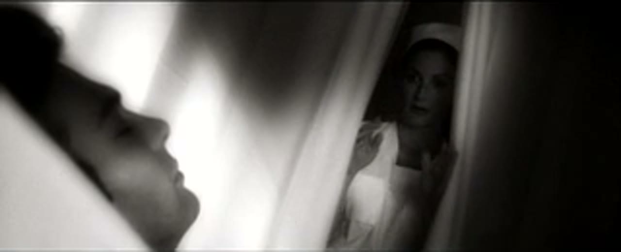 La Jeune Femme qui lisait des romans d'amour — Teaser, still 3