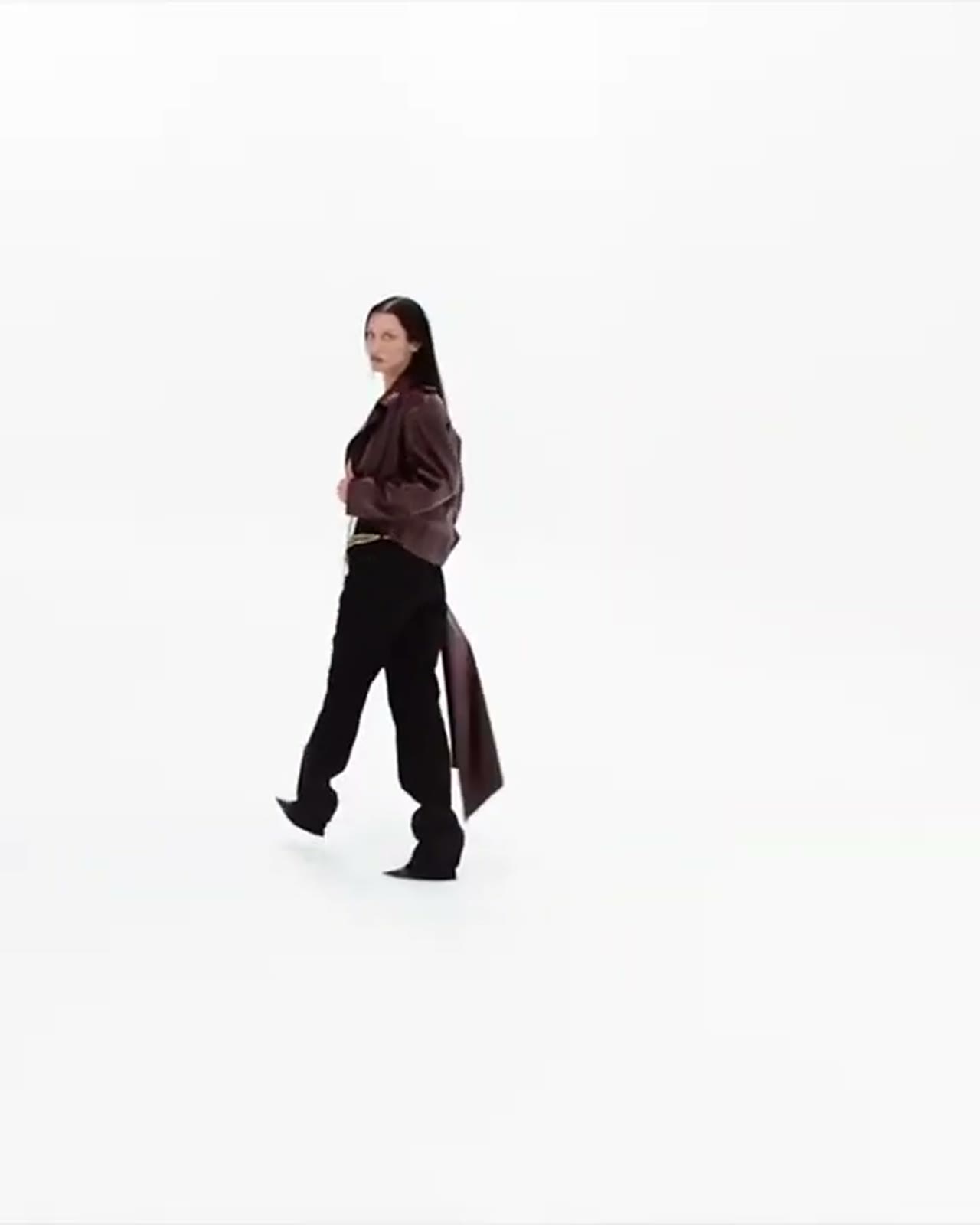 Mugler — Fall-Winter 2021 — Bella Hadid II, still 2