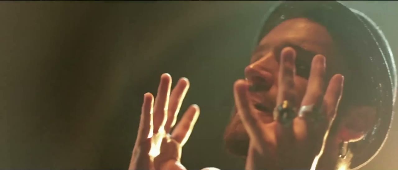 Soan — À tire d'aile — Clip, image 1