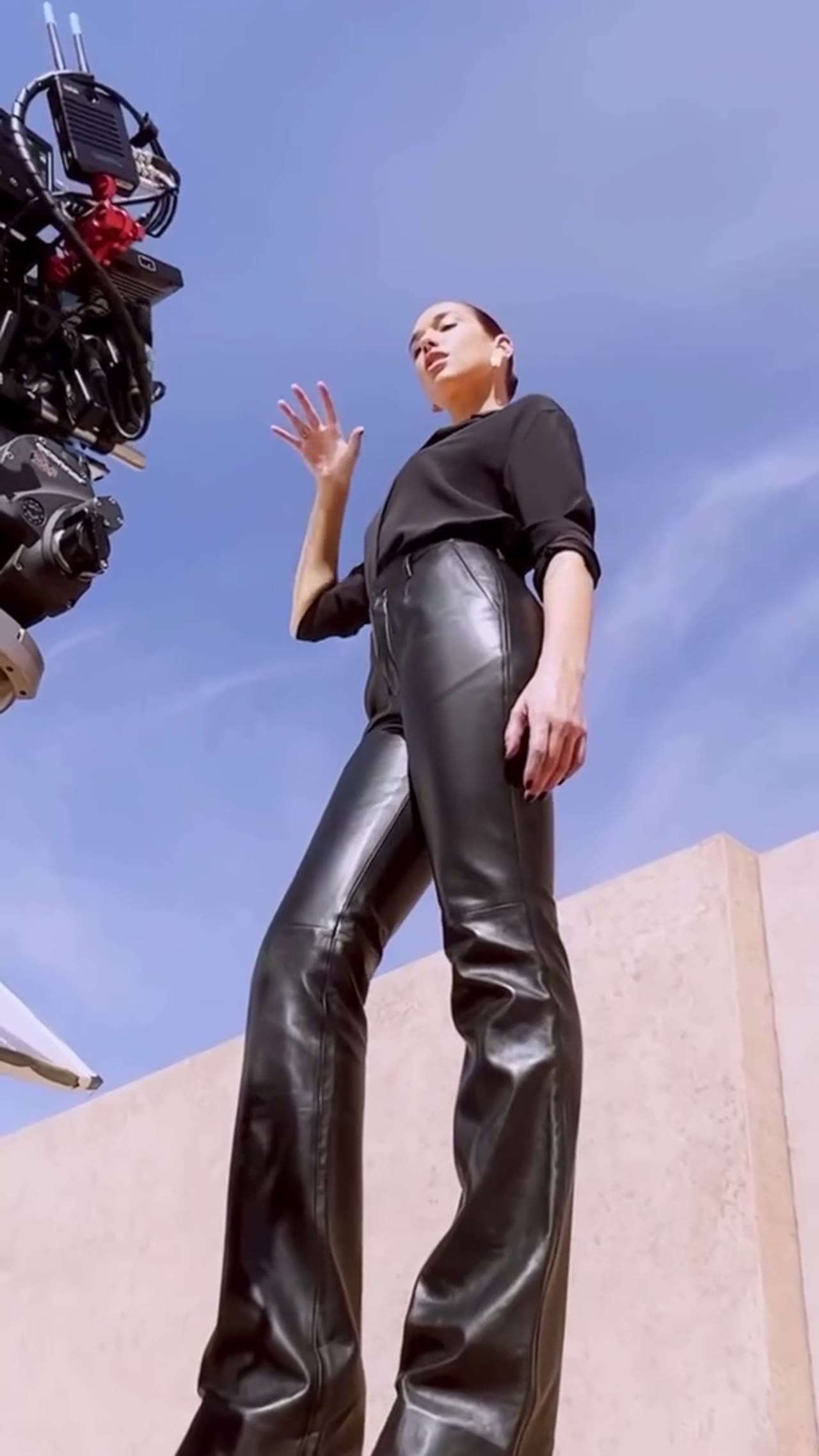 YSL Beauty — Dua Lipa — Backstage, image 1
