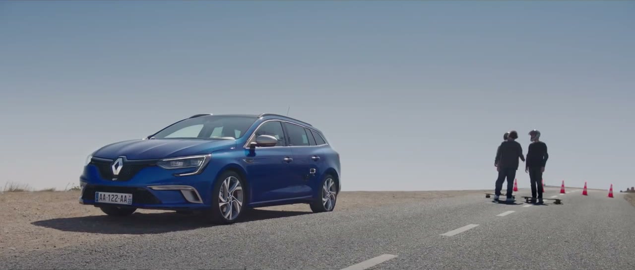 Renault — Mégane Estate — 4Control